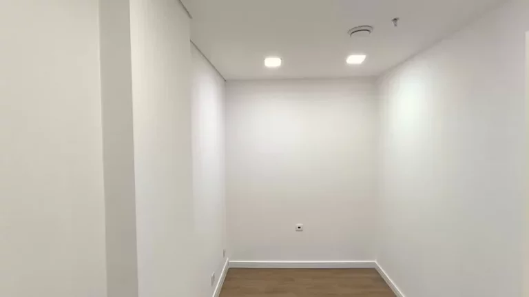 Imagem SALA COMERCIAL DE 53M² PARA LOCAÇÃO, COM 2 BANHEIROS, 1 VAGA - ED. GOLDEN OFFICE - EM JUNDIAÍ SP