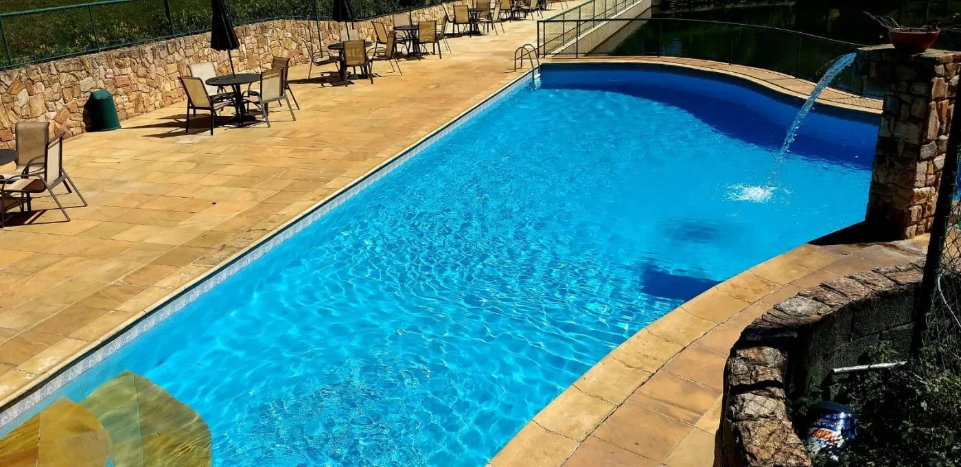 Imagem Terreno em Condomínio para Venda em Petrópolis / RJ no bairro Itaipava