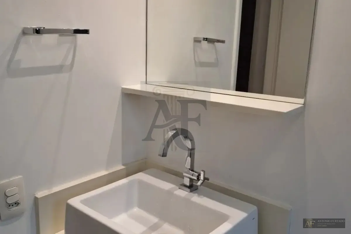 Imagem Apartamento à venda em Pinheiros, São Paulo