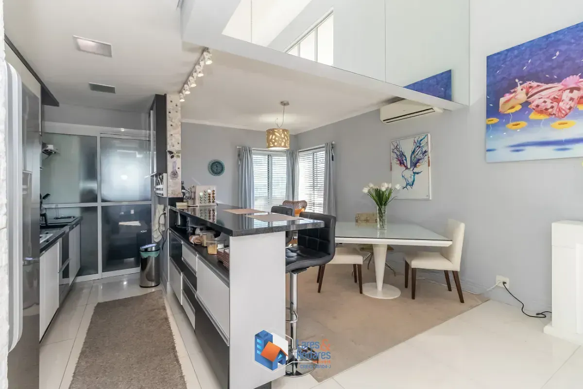 Imagem Duplex para venda em Jardim América com 2 quartos, sendo 2 suítes, 138m²