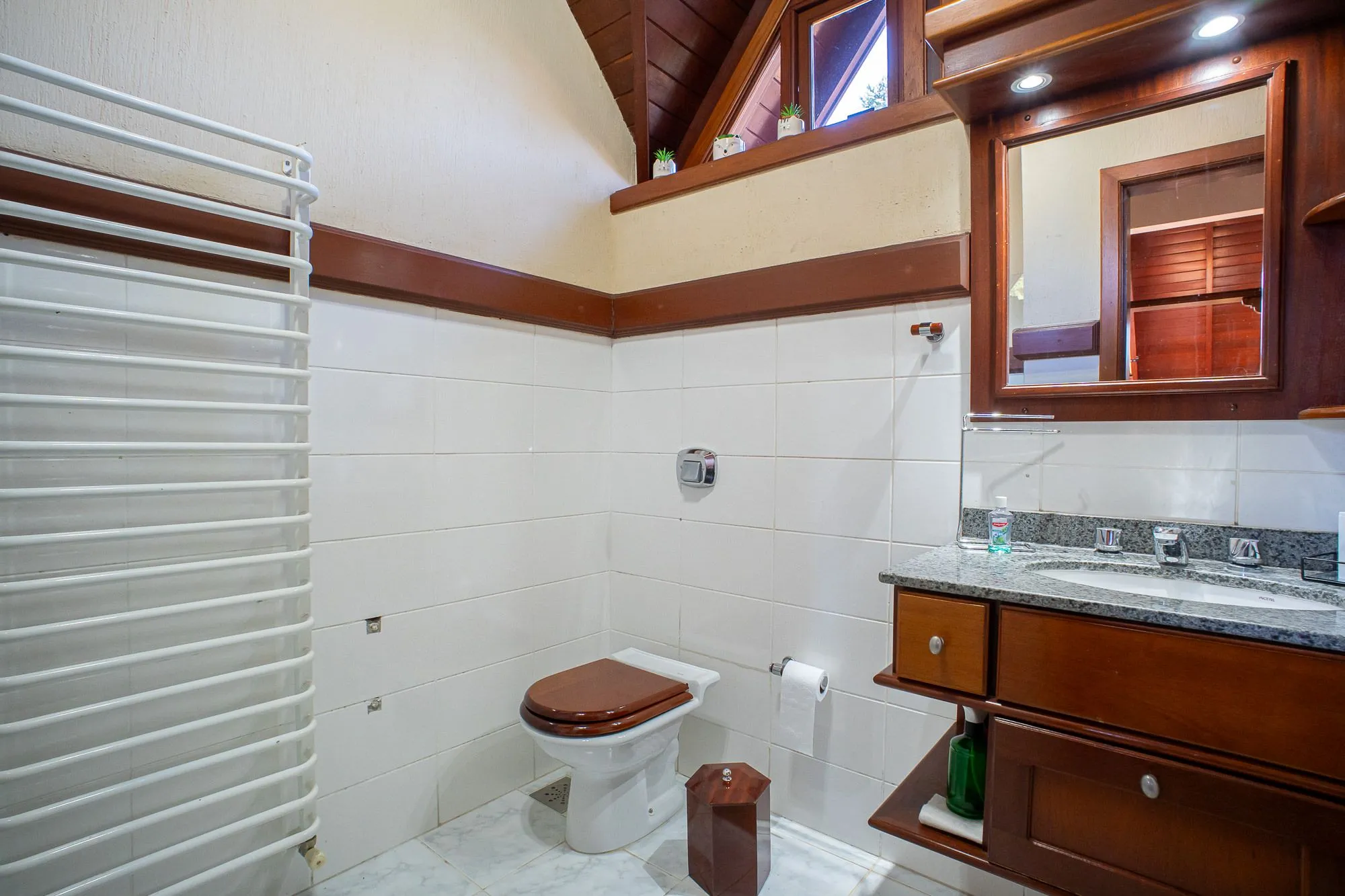 Imagem Duplex à venda em Gramado, Planalto, com 4 quartos, 141.45m2