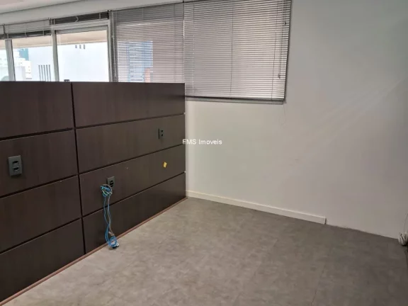 Imagem Conjunto comercial com 214m² próximo da Berrini.