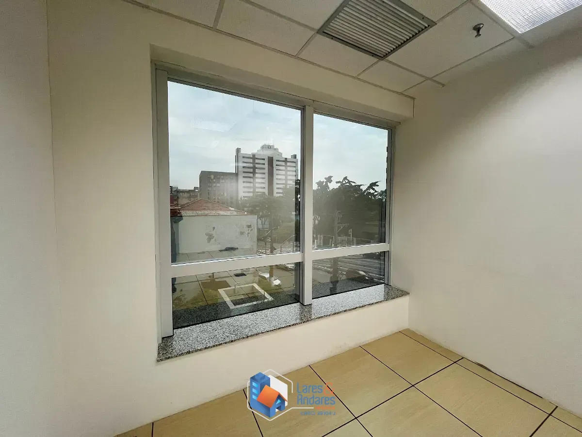Imagem Conjunto comercial para venda em Mirandópolis, 75m²