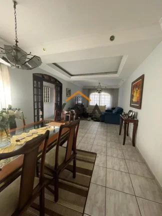 Imagem Sobrado para Venda em São Paulo, Cidade Líder, 3 dormitórios, 1 suíte, 3 banheiros, 4 vagas