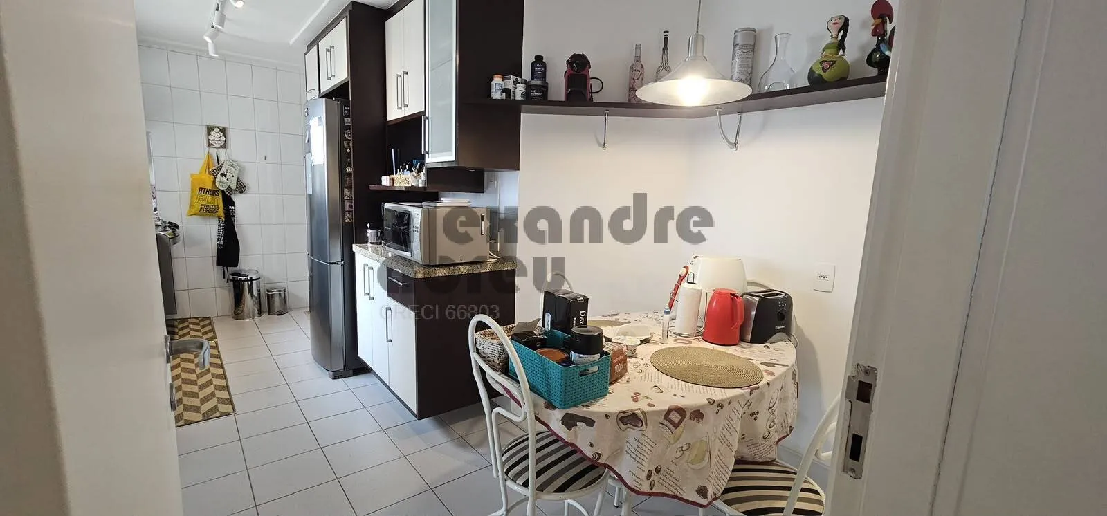 Imagem Apartamento a venda na região do portal do Morumbi, 3 suítes, 2 vagas.