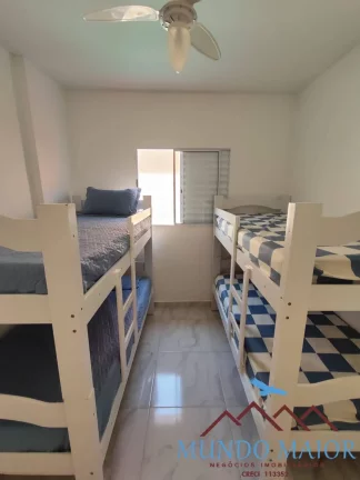 Imagem Casa com Piscina, Churrasqueira, 2 Dormitórios, suíte e condomínio fechado.