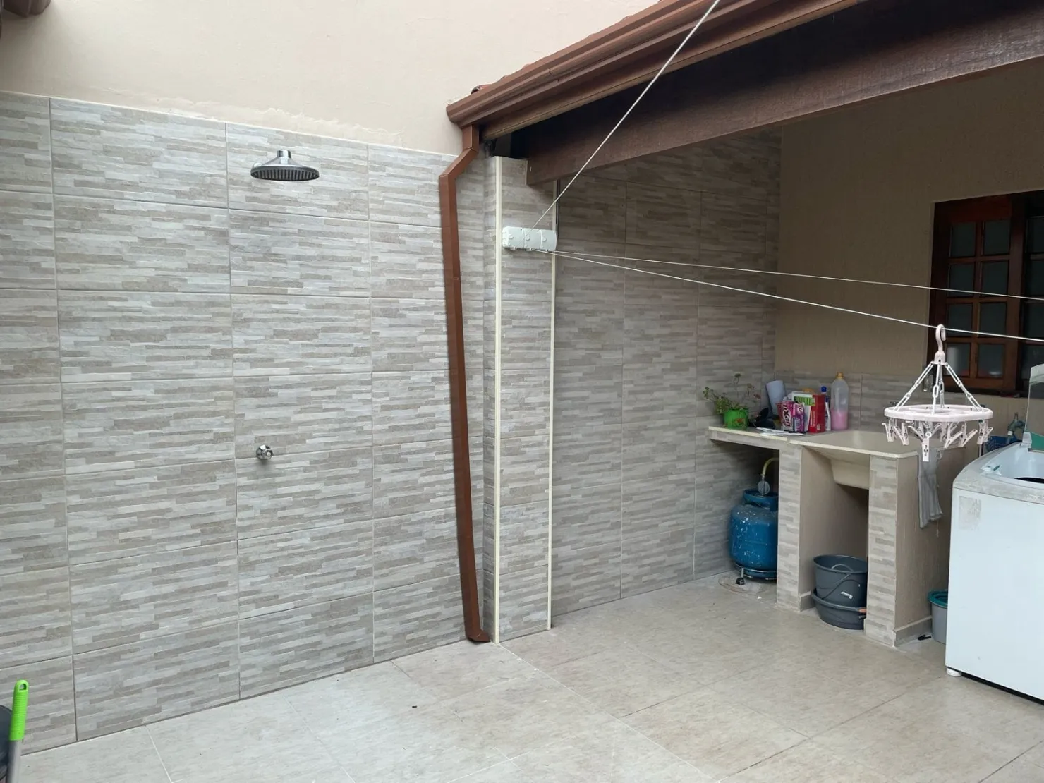 Imagem Casa à venda 3 Quartos, 1 Suite, 2 Vagas, 190M², Loteamento Residencial Andrade, Pindamonhangaba - SP