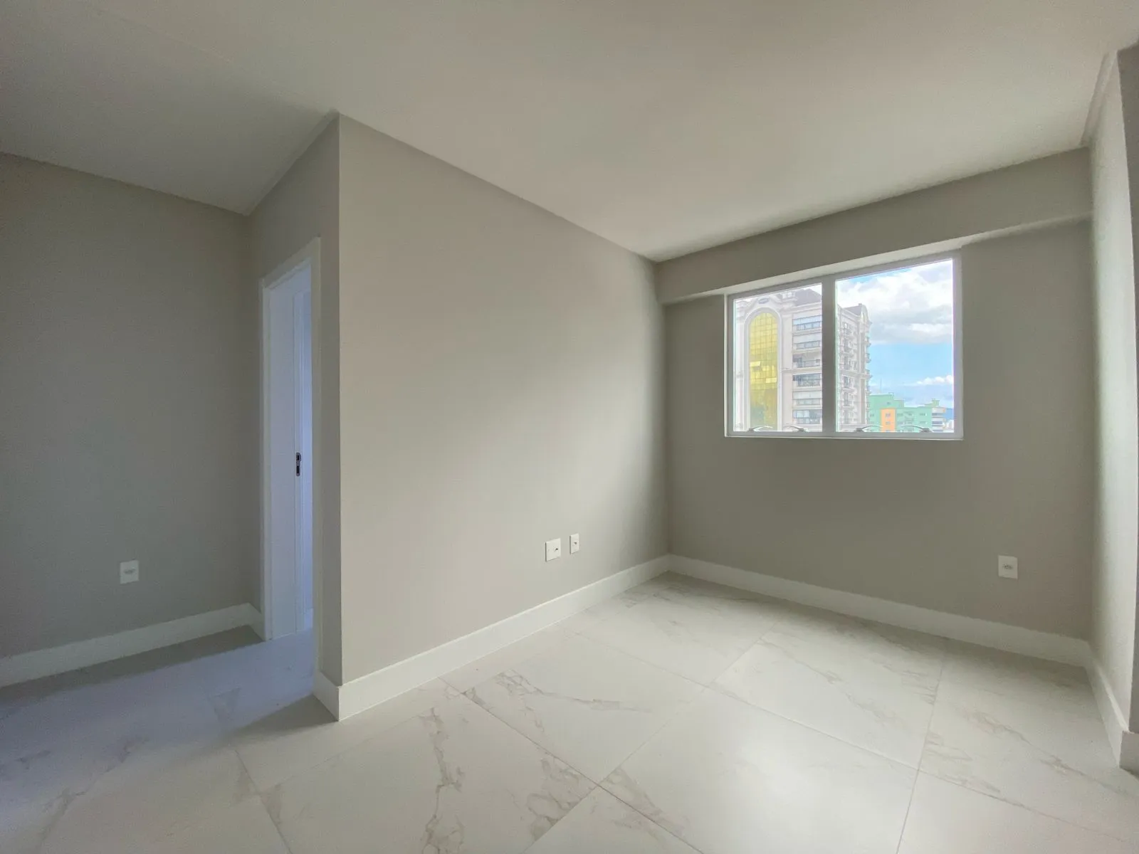 Imagem Apartamento com vista para o mar à venda com 157m2 por R$ 3.400.000,00