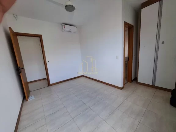 Imagem Excelente apartamento com quatro quartos gabinete varanda a venda na Pituba