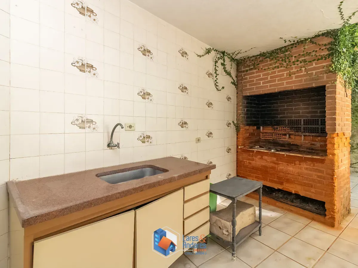Imagem Sobrado para venda em Vila Madalena com 3 quartos, sendo 1 suíte, 293m²