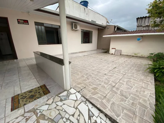 Imagem Terreno 360m² com Casa Não Averbada em Matinhos