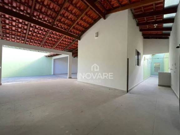 Imagem Casa com 4 dormitórios à venda, 280 m² por R$ 580.000,00 - Jardim Leonora - Itumbiara/GO
