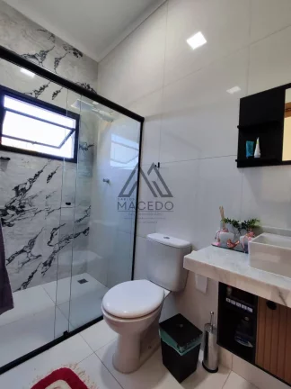 Imagem Magnífica casa com 3 suítes + escritório - Mobiliada