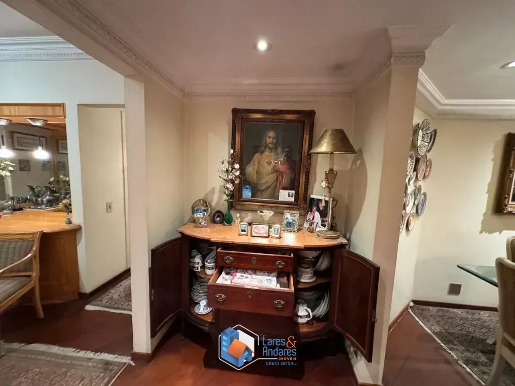 Imagem Apartamento para venda em Campo Belo com 4 quartos, sendo 2 suítes, 194m²