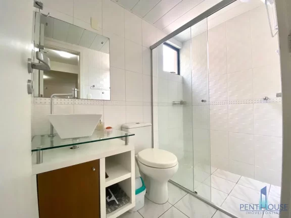Imagem Apartamento Zona Central para Temporada em Balneário Camboriú, CENTRO, 2 dormitórios, 1 suíte, 2 banheiros, 2 vagas