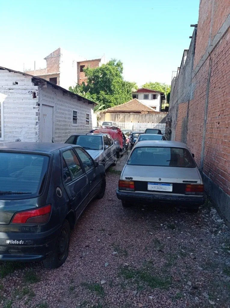 Imagem Terreno com 300m² no Jardim Carvalho