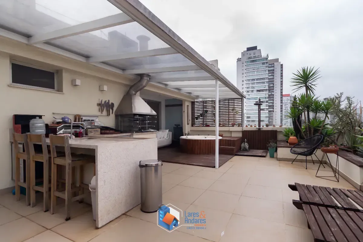 Imagem Cobertura para venda em Campo Belo com 2 quartos, sendo 1 suíte, 191m²