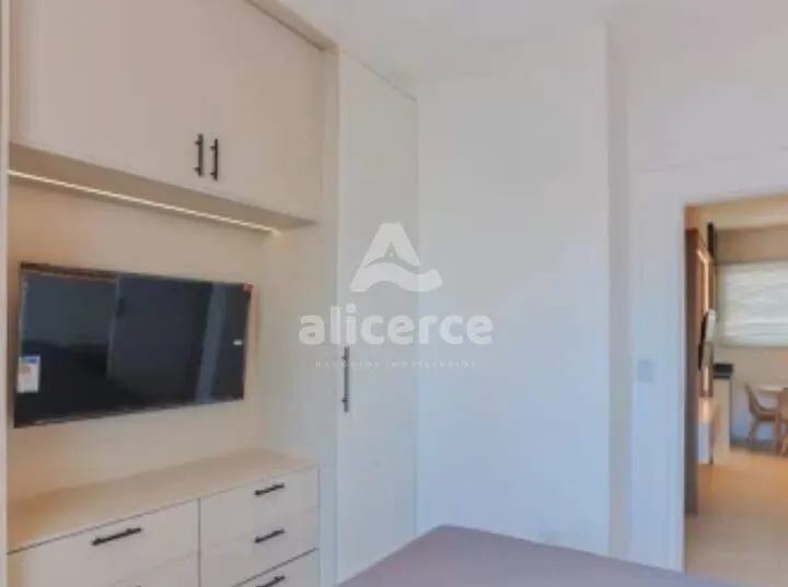 Imagem Apartamento de 2 dormitórios no Centro de Florianópolis