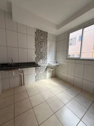 Imagem Apartamento à venda no Condomínio Residencial Petrópolis, no bairro Fabrício em Uberaba