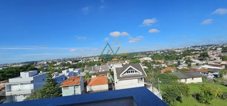 Imagem Sobrado à venda no Bairro Alto Curitiba PR
