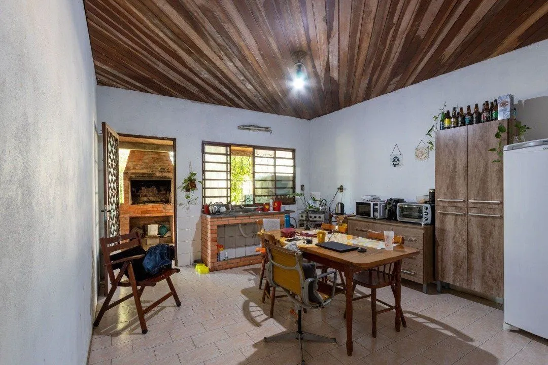 Imagem Casa para Venda - 2200m², 3 dormitórios, Lomba do Pinheiro