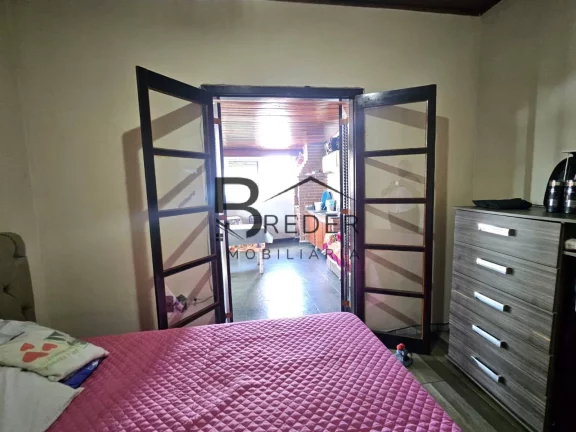 Imagem Sobrado comercial e res na Av Egilio Vitorello Carapicuiba Jd Maria Beatriz