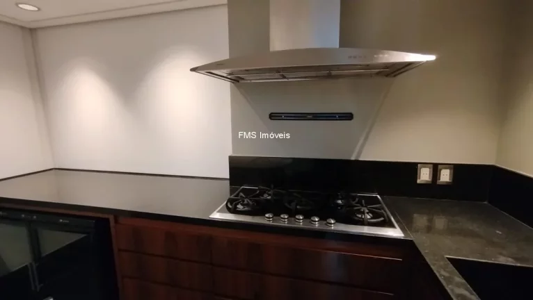 Imagem Apartamento para locação no Itaim Bibi, 5 quartos sendo 5 suítes, 6 banheiros, 8 vagas - 512m².