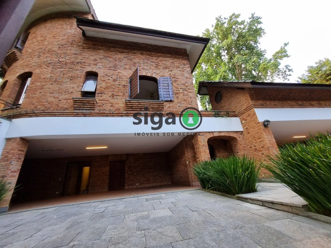 Imagem Casa a Venda em Rua Fechada no Jardim Guedala / Cidade Jardim com 5 quartos