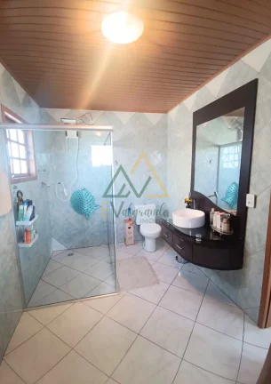 Imagem Casa Sobrado Padrão em Pinhais