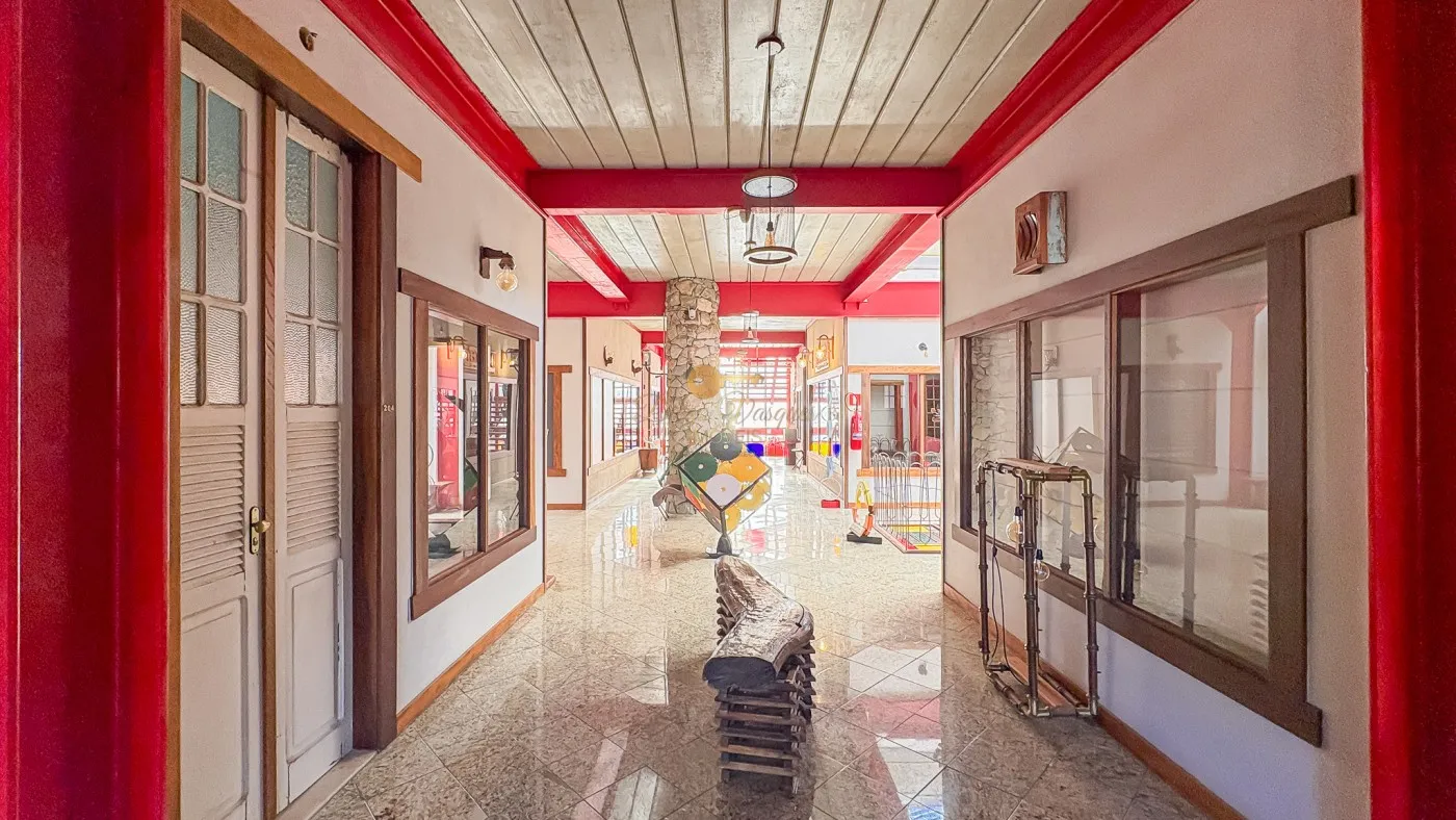 Imagem Loja Comercial para Venda em Teresópolis / RJ no bairro Vargem Grande