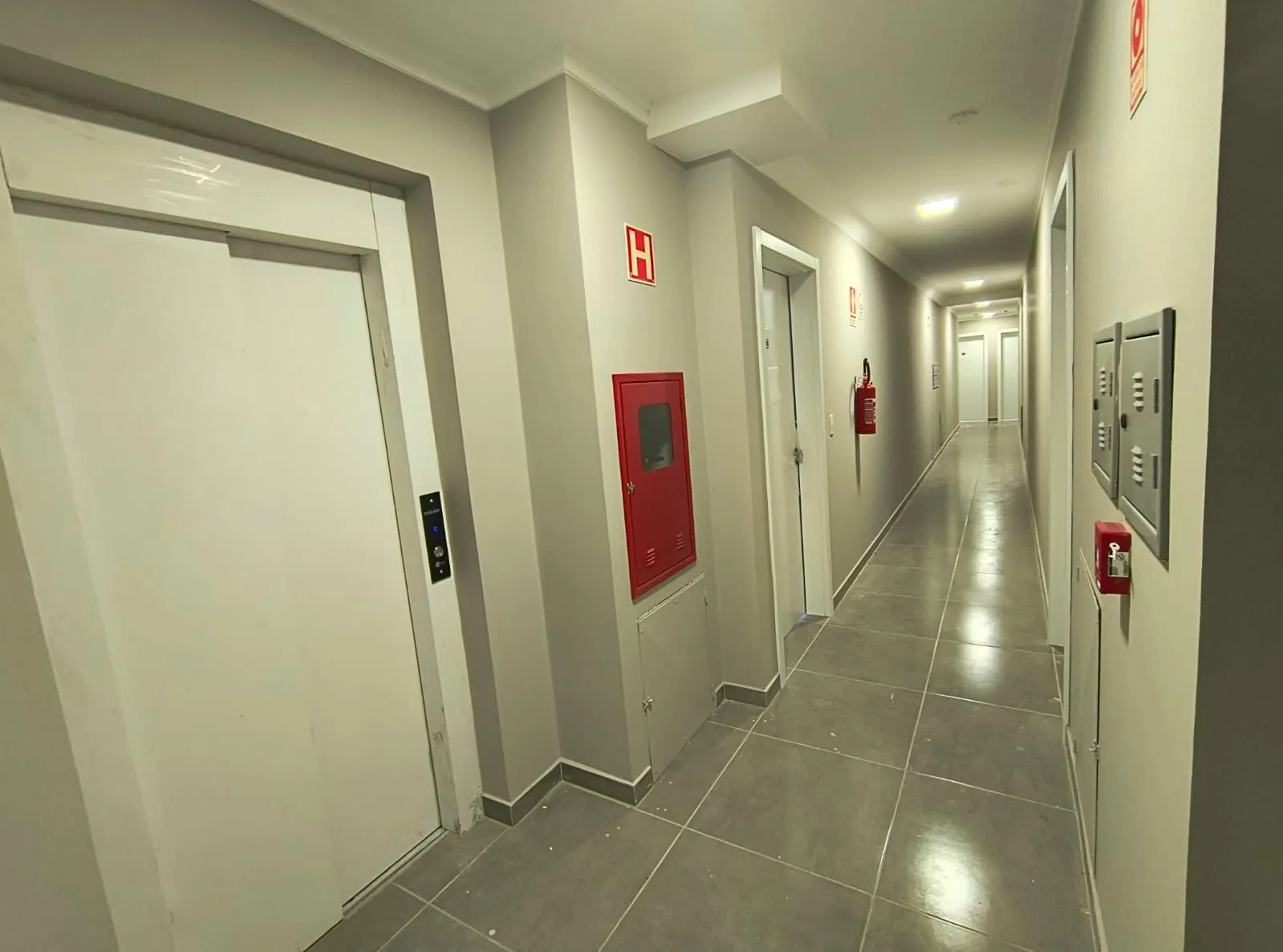 Imagem Apartamento à venda em Caxias do Sul, Nossa Senhora das Graças , com 2 quartos, 43.96m2