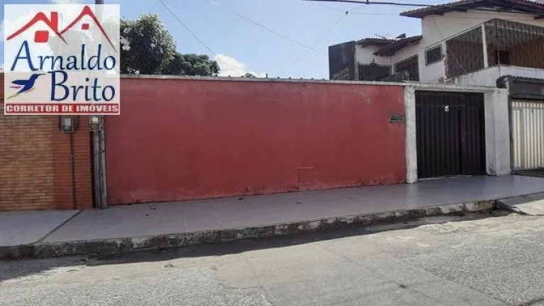 Casa com 4 Quartos à Venda, 188 m² em Jardim Das Oliveiras - Fortaleza