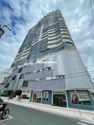 Foto do imóvel Apartamento á venda com 3 dormitórios e 2 vagas localizado na Quadra Mar em Balneário Camboriú.