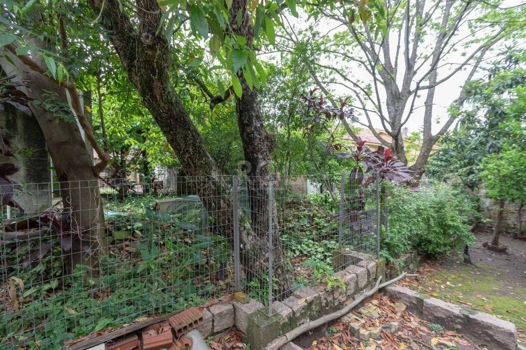Imagem Casa para Venda - 200.81m², 4 dormitórios, sendo 1 suites, 5 vagas - Tristeza