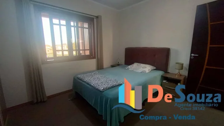 Imagem Linda residência em Bairro Humaitá!