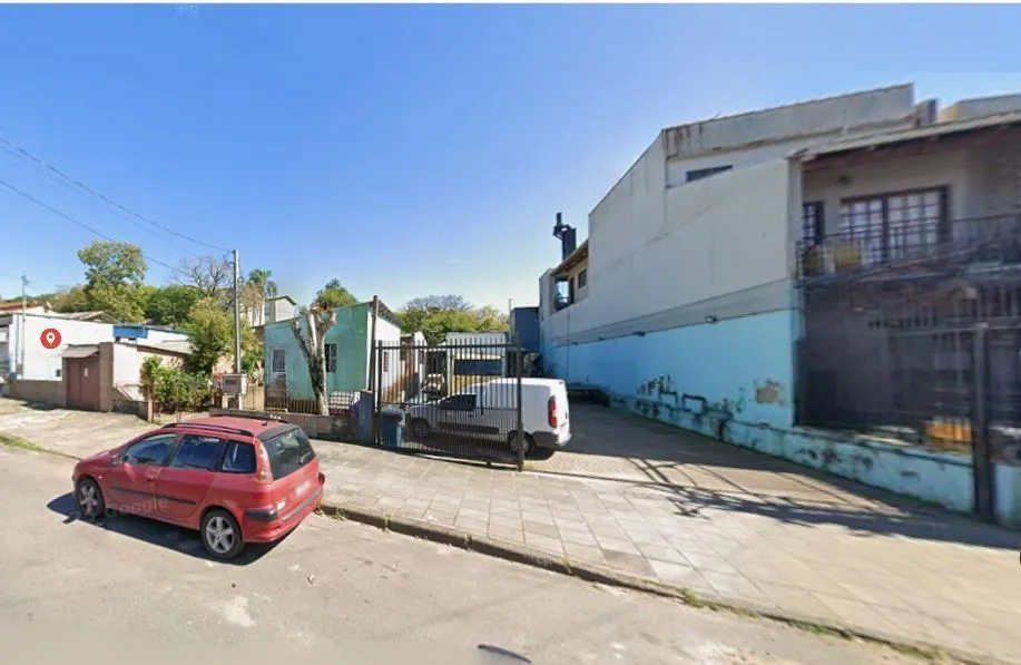 Imagem Terreno comercial ou residencial 10 X 30 - Bairro Cavalhada