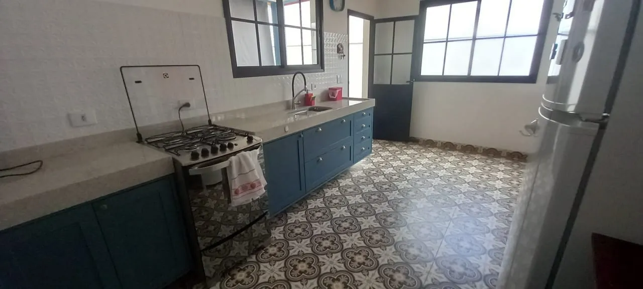 Imagem Casa à venda 4 Quartos, 1 Suite, 3 Vagas, 381M², Jardim Independência, Taubaté - SP