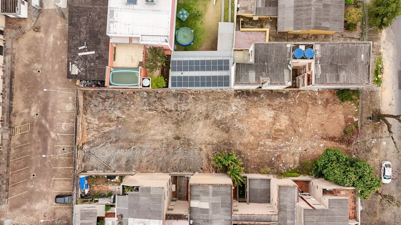 Imagem Terreno 968m² no bairro Partenon