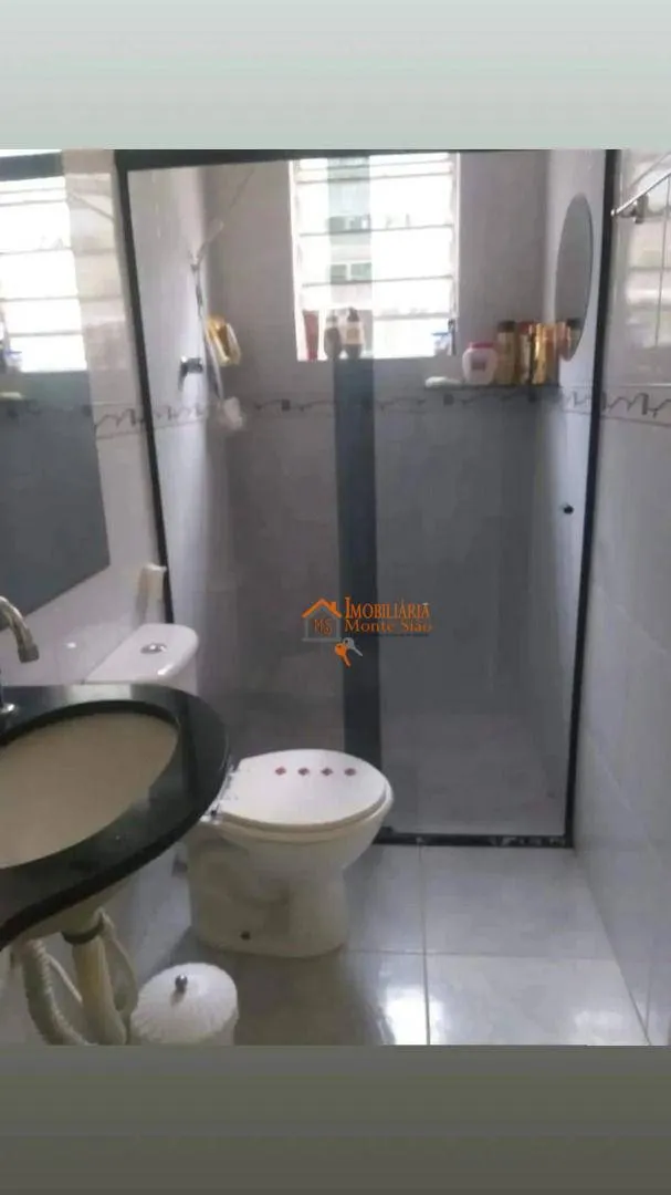 Imagem Sobrado com 2 dormitórios à venda, 67 m² por R$ 350.000,00 - Cidade Soberana - Guarulhos/SP