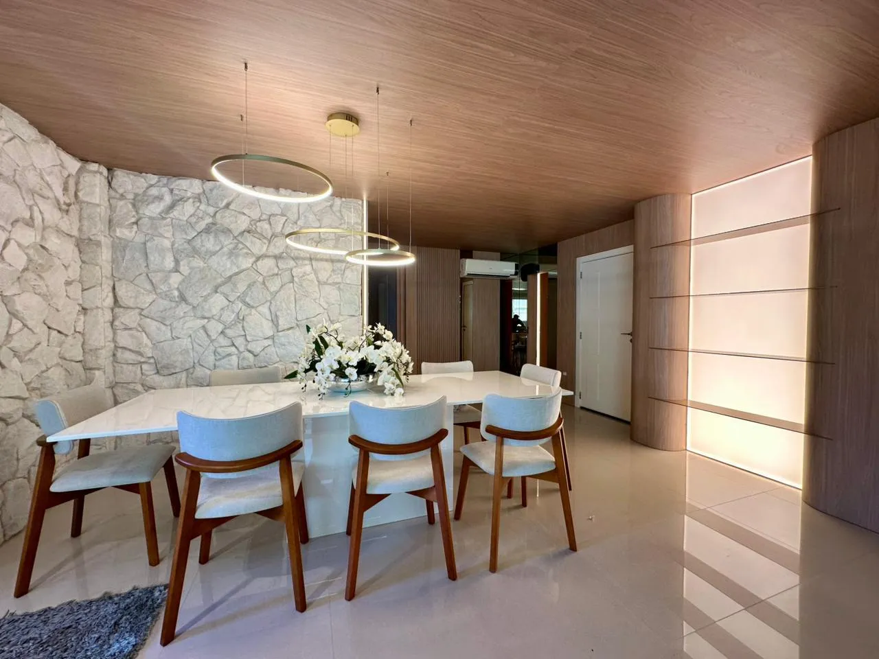 Imagem Apartamento à venda com 327m2 por R$ 4.990.000,00
