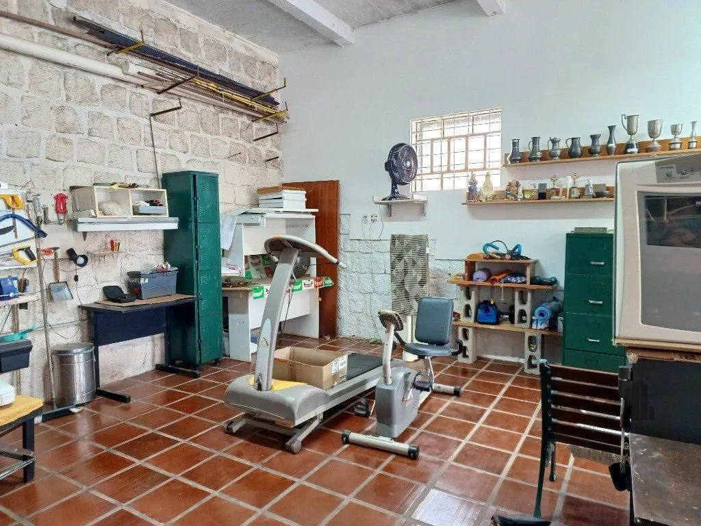 Imagem Casa averbada, ampla e ensolarada!