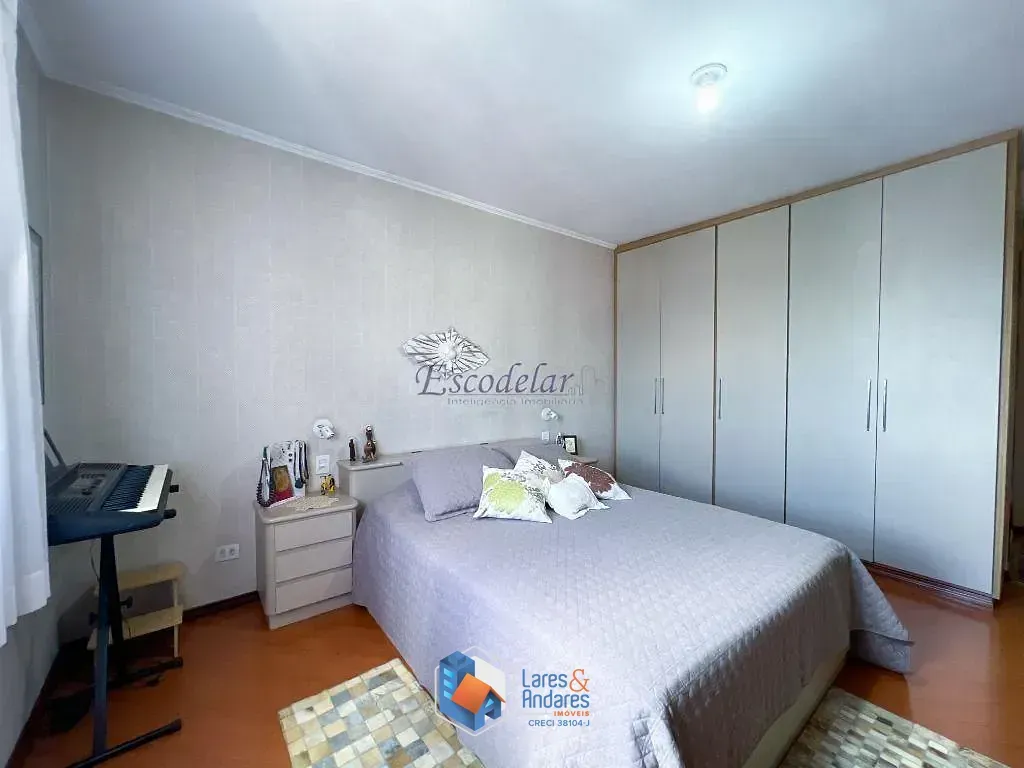 Imagem Sobrado para venda em Jardim Franca com 3 quartos, sendo 1 suíte, 144m²