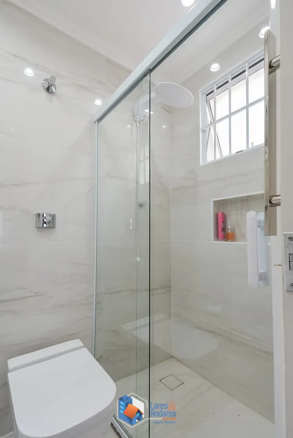 Imagem Casa para venda em Ipiranga com 3 quartos, sendo 1 suíte, 200m²