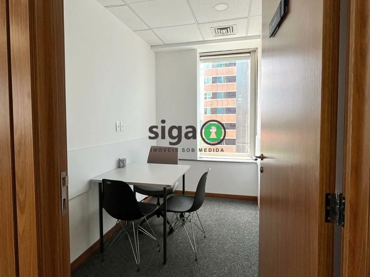 Imagem CONJUNTO COMERCILA COM 551 M² MOBILIADO PARA LOCAÇÃO NO BROOKLIN