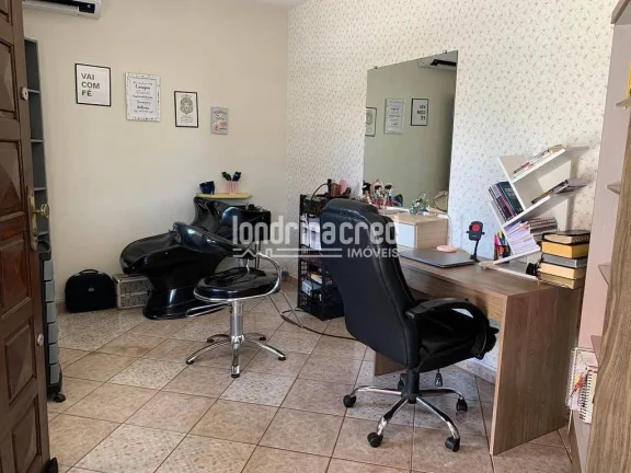Imagem Charmoso Sobrado Geminado: 3 Quartos, 1 Banheiro + Lavabo, 2 Vagas, 115 m² com Energia Solar, Ar Condicionado e Ótima Localização Próxima à Av. São João!