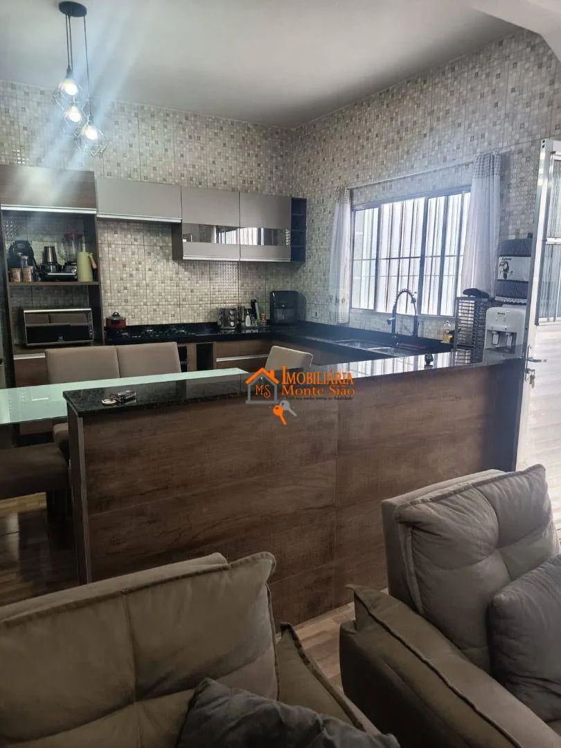 Imagem Sobrado com 2 dormitórios à venda, 204 m² por R$ 750.000,00 - Bonsucesso - Guarulhos/SP