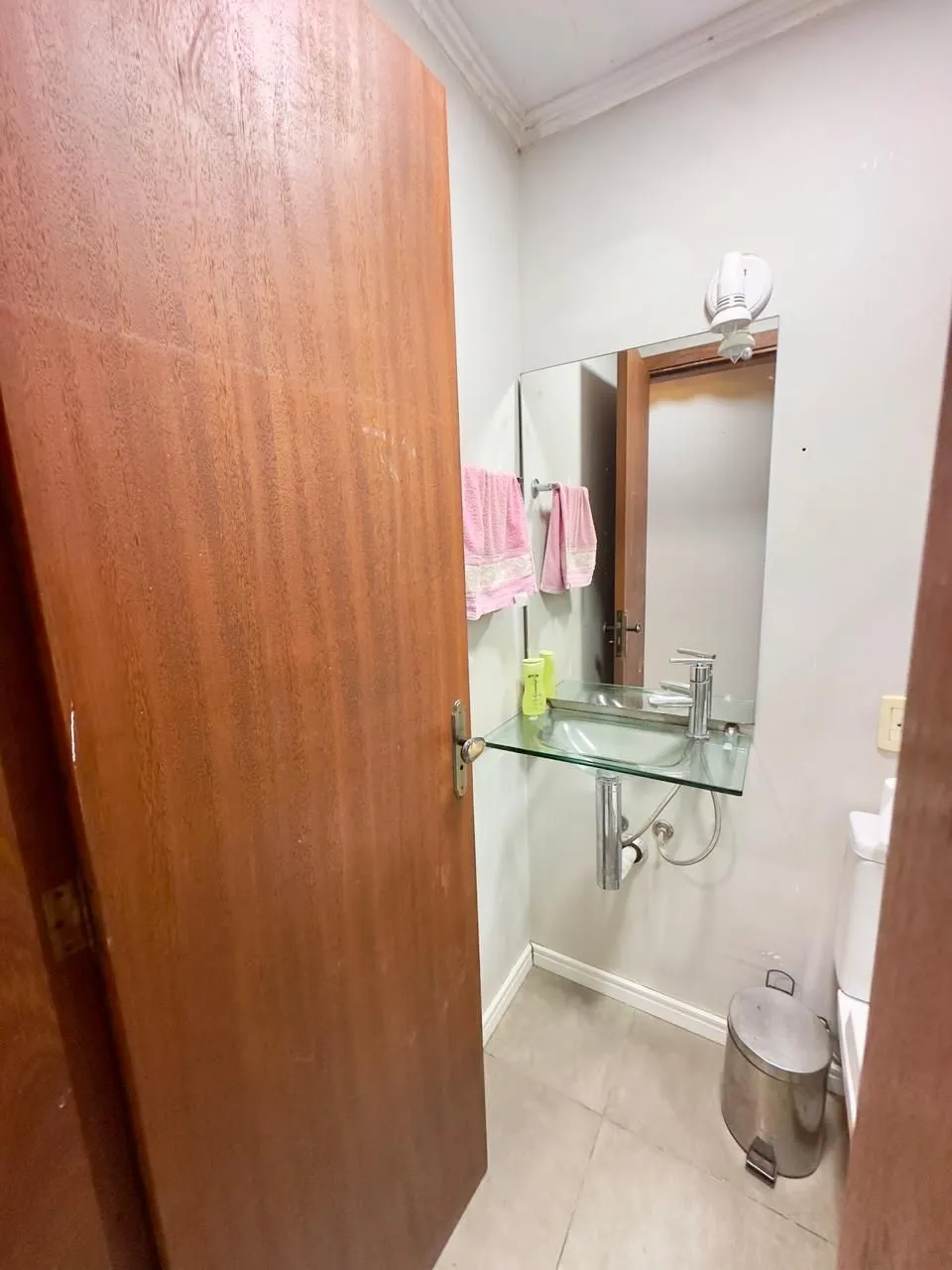 Imagem CASA DE DOIS QUARTOS COM PISCINA NO BAIRRO PONTA GROSSA