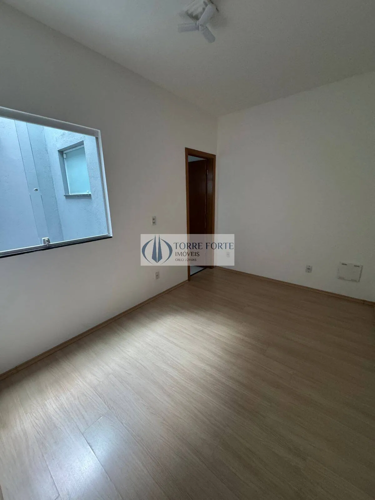 Imagem Lindo Sobrado com 3 suites 4 vagas , Area Gourmet na Vila Carrão.