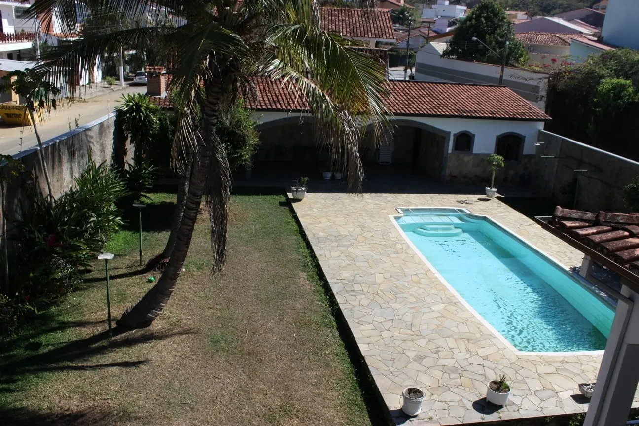 Imagem Casa à venda 4 Quartos, 1 Suite, 4 Vagas, 746.44M², Portal das Colinas, Guaratinguetá - SP