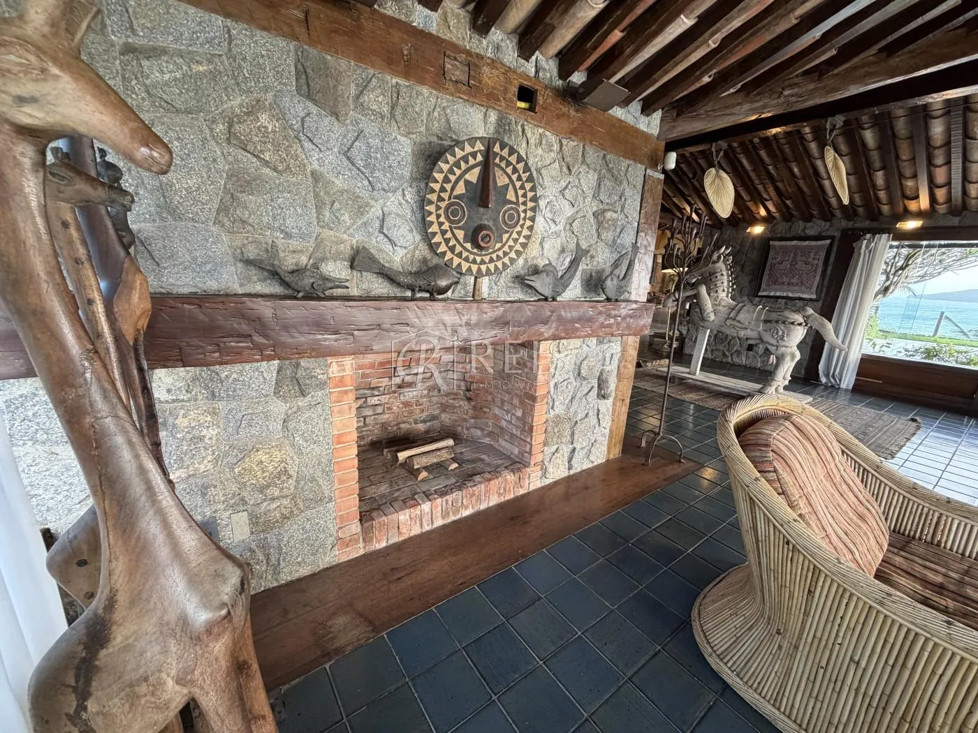 Imagem Casa para Venda em Armação dos Búzios, Geribá, 7 dormitórios, 7 suítes, 10 banheiros, 2 vagas